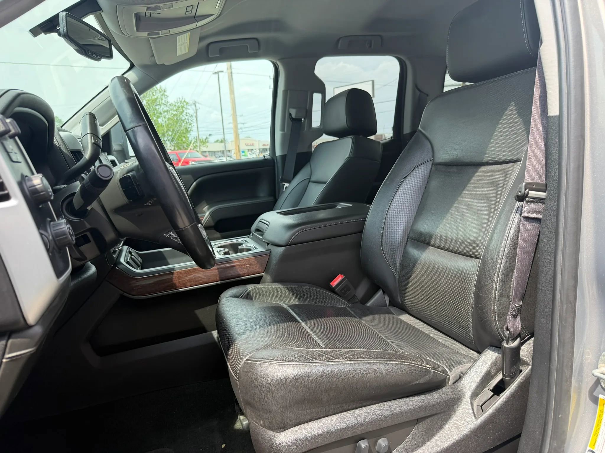 Used 2017 GMC Sierra 2500 SLT AWD/4WD image 18