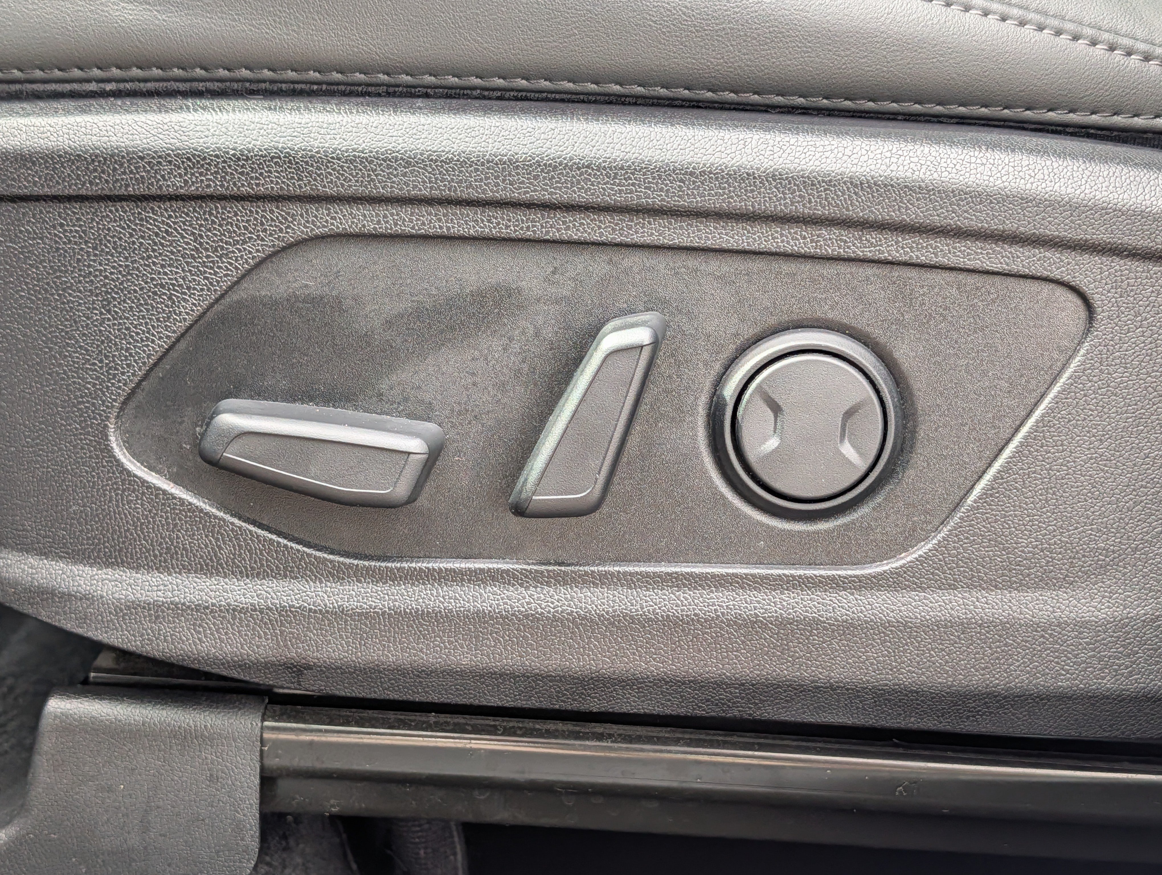 Used 2024 Kia Sorento X-Line EX AWD/4WD image 20