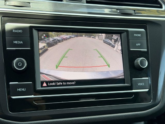 Used 2022 Volkswagen Tiguan S AWD/4WD image 2