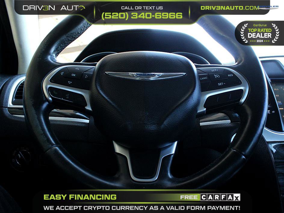 Used 2016 Chrysler 300 Limited image 12