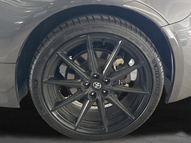 Used 2023 Toyota GR86 Premium image 22