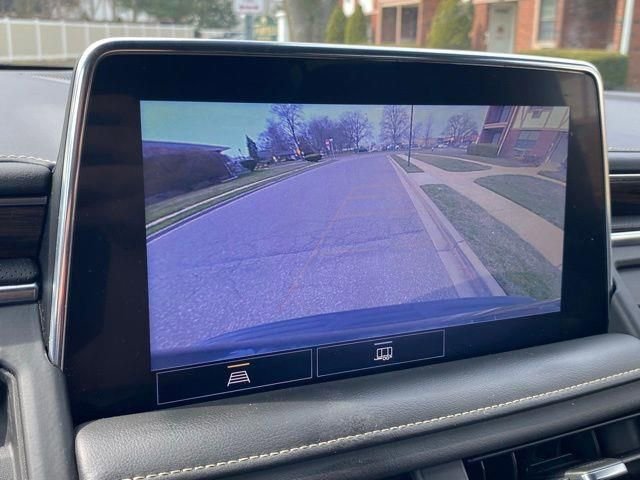 Used 2021 Chevrolet Suburban Premier image 37