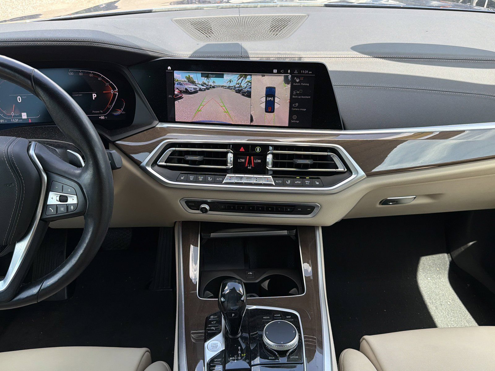 Used 2021 BMW X5 xDrive40i w/ Convenience Package AWD/4WD image 16