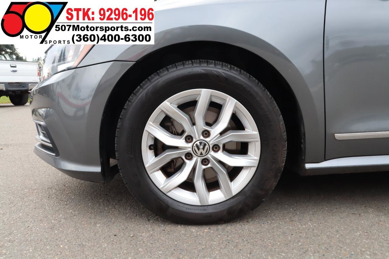 Used 2016 Volkswagen Passat 1.8T S image 24