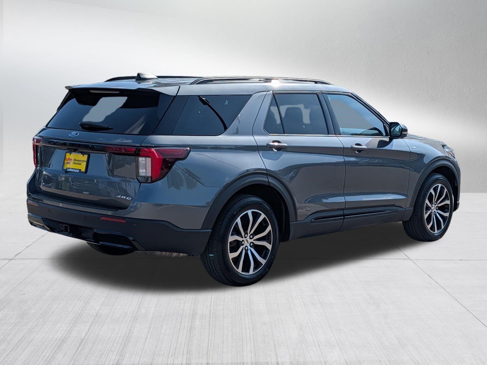 Used 2026 Ford Explorer ST-Line AWD/4WD image 7
