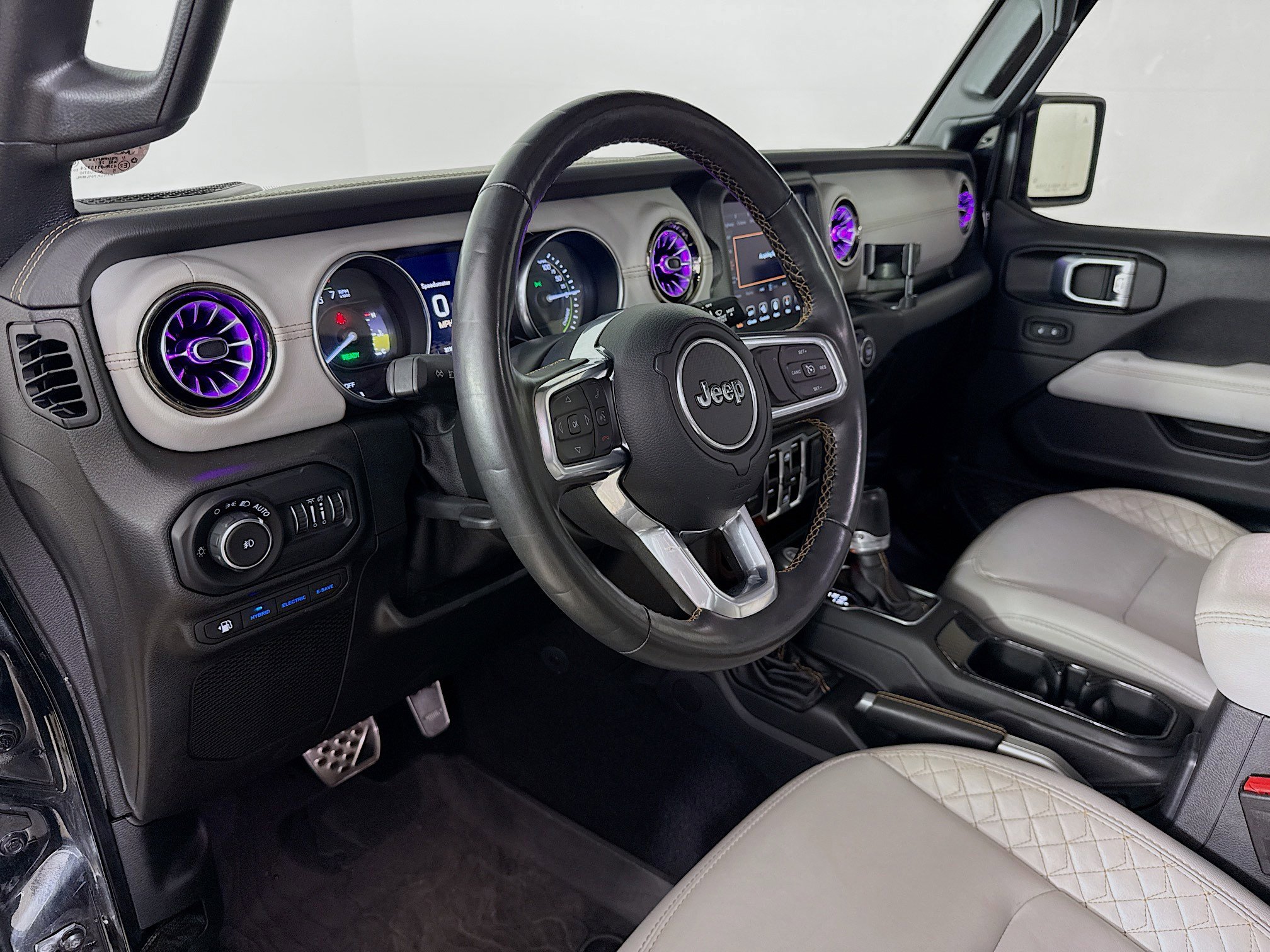 Used 2021 Jeep Wrangler Unlimited Sahara image 8