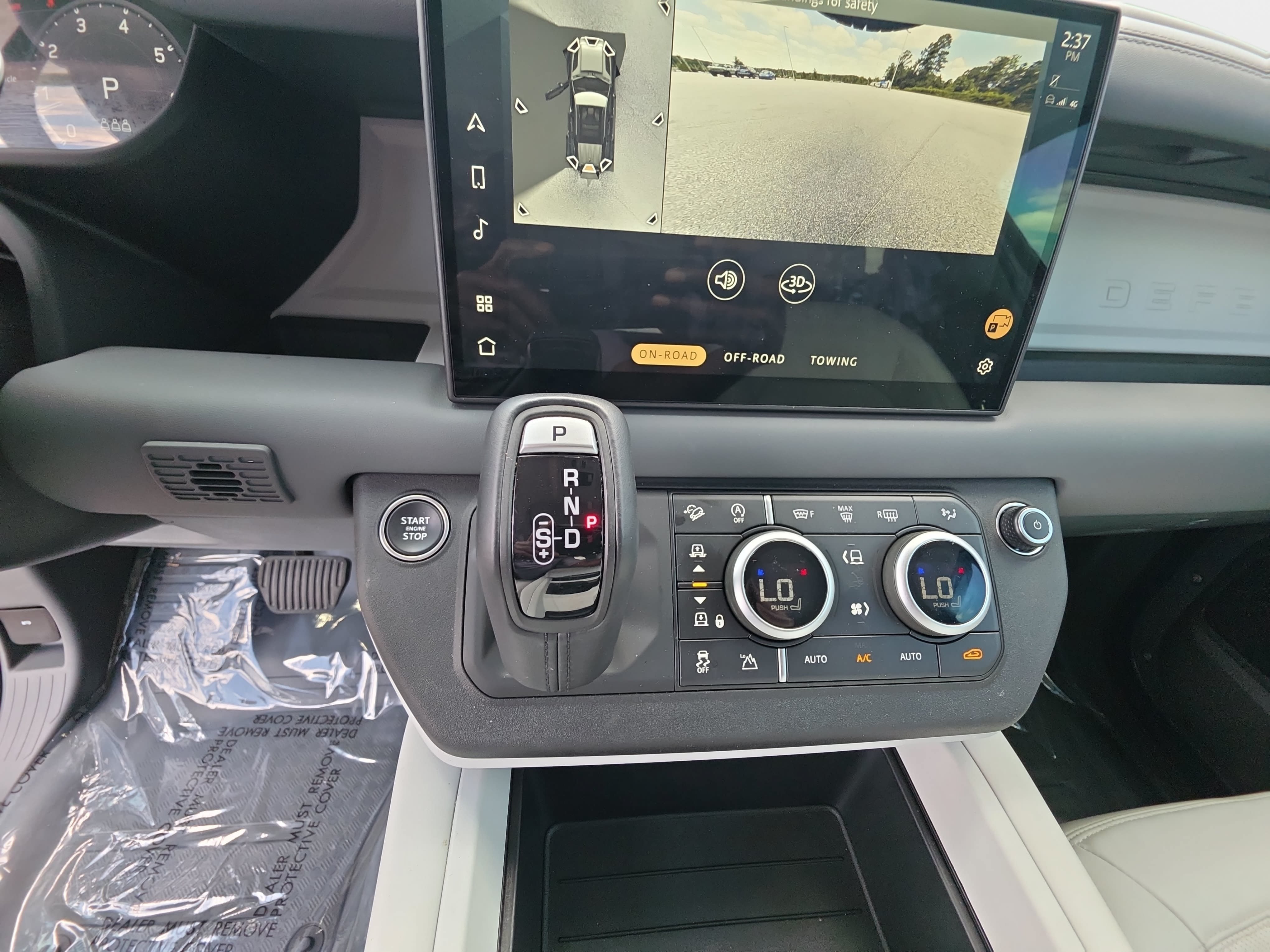 Certified 2025 Land Rover Defender 110 S AWD/4WD image 24