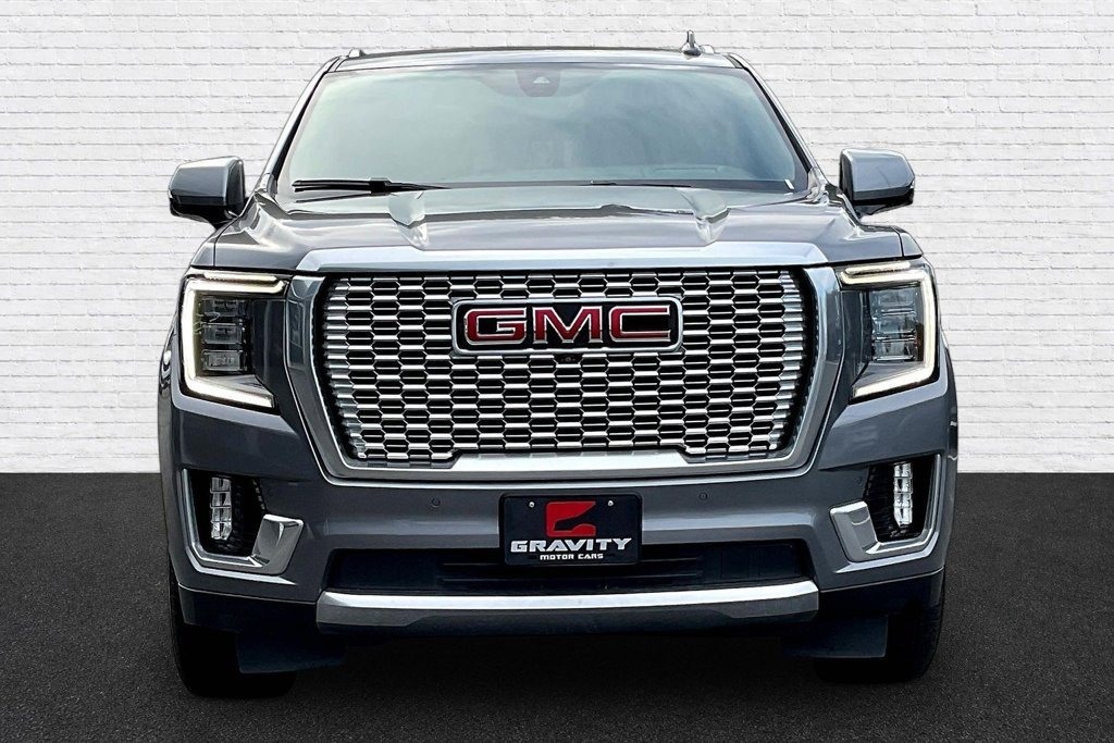 Used 2022 GMC Yukon XL Denali RWD image 2