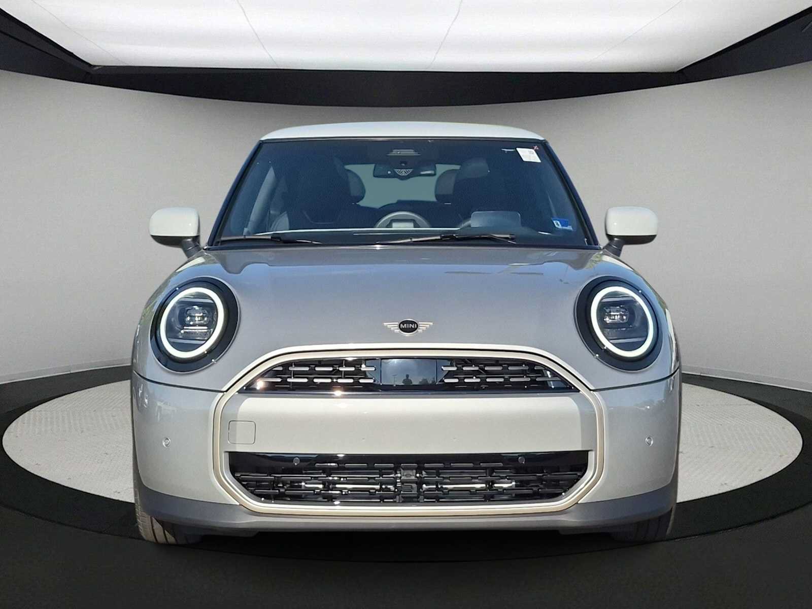 New 2027 MINI Cooper 2-Door Hardtop FWD image 3