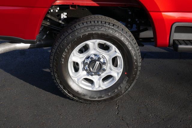 New 2026 Ford F250 XLT w/ FX4 Off-Road Package AWD/4WD image 9