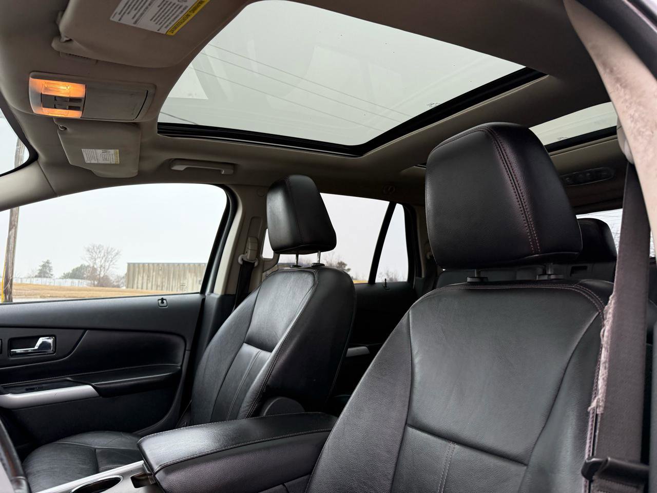 Used 2011 Ford Edge SEL w/ Canadian Comfort Pkg AWD/4WD image 16