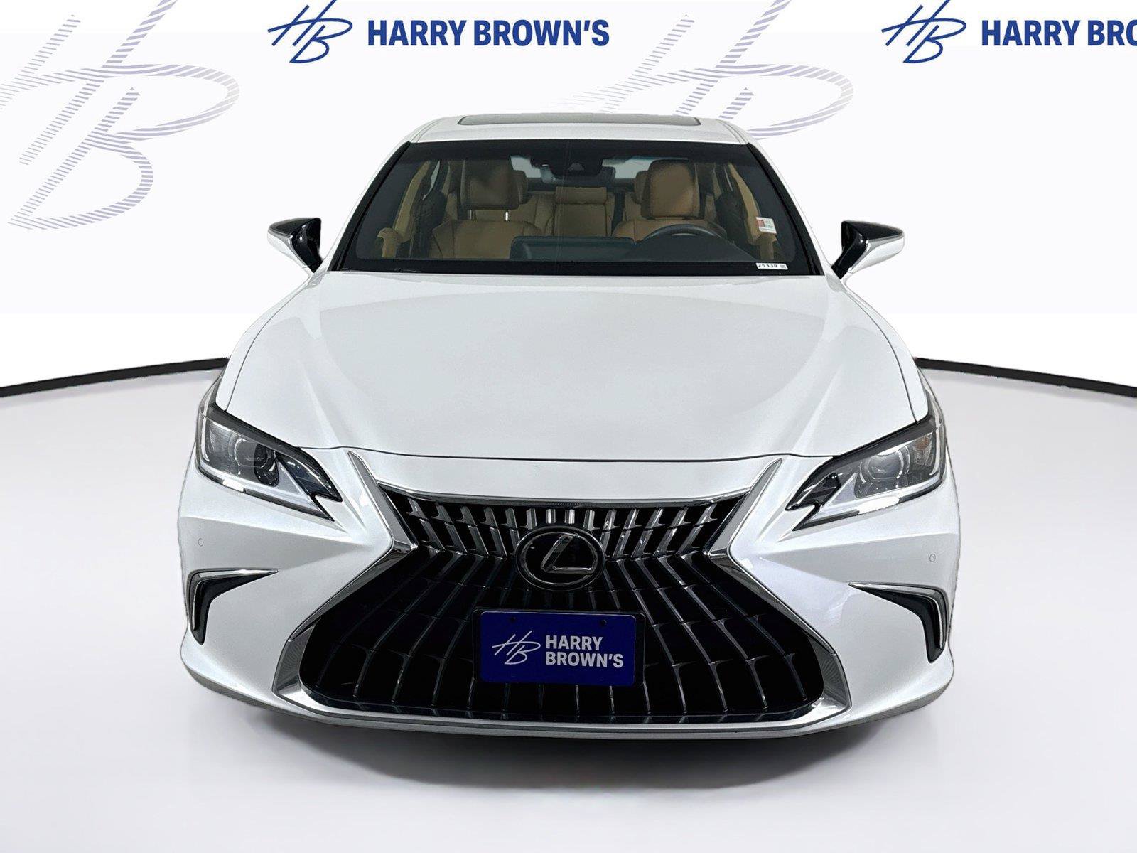Used 2024 Lexus ES 300h w/ Premium Package FWD image 2