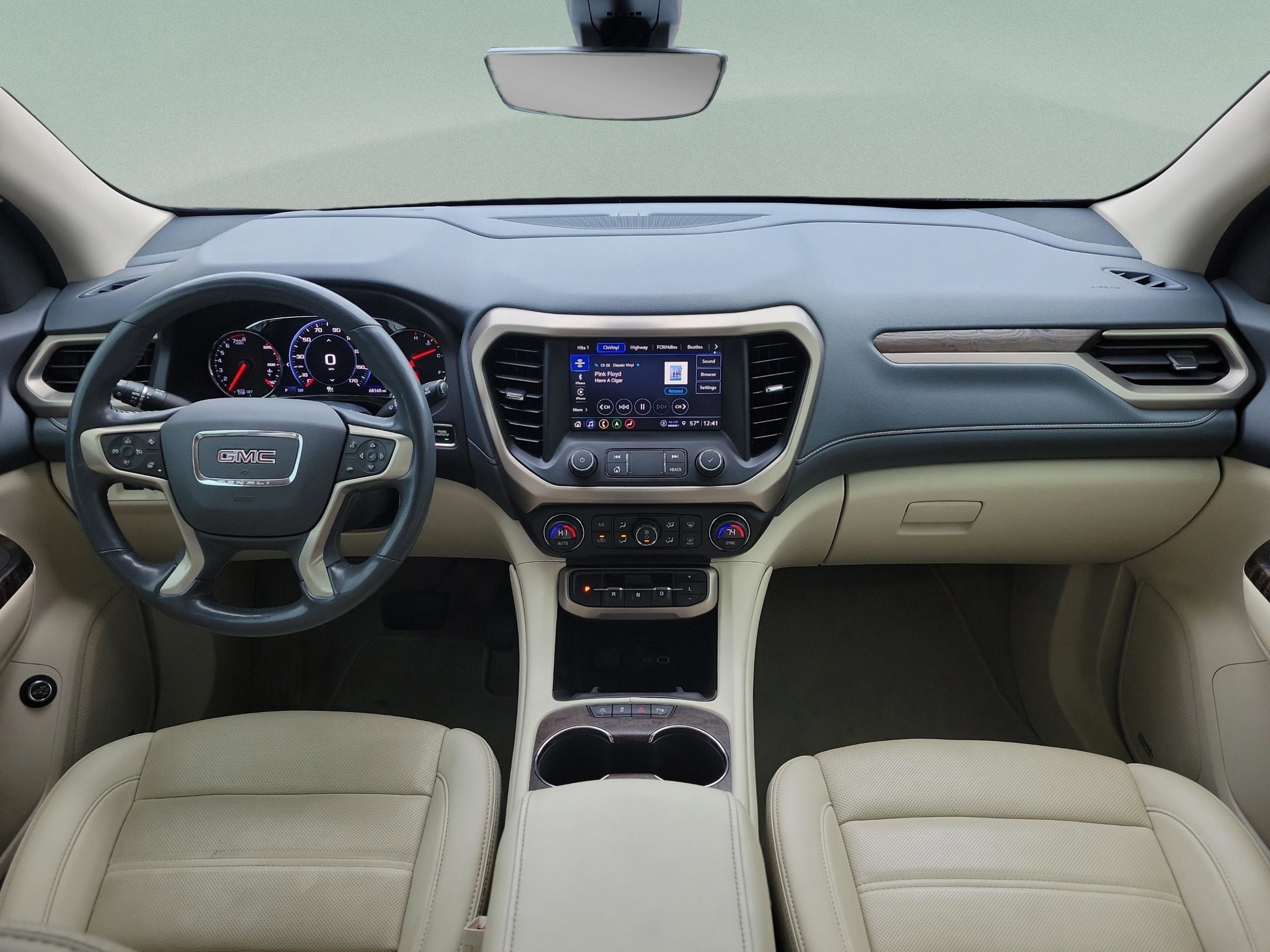 Used 2021 GMC Acadia Denali w/ Denali Technology Package image 11