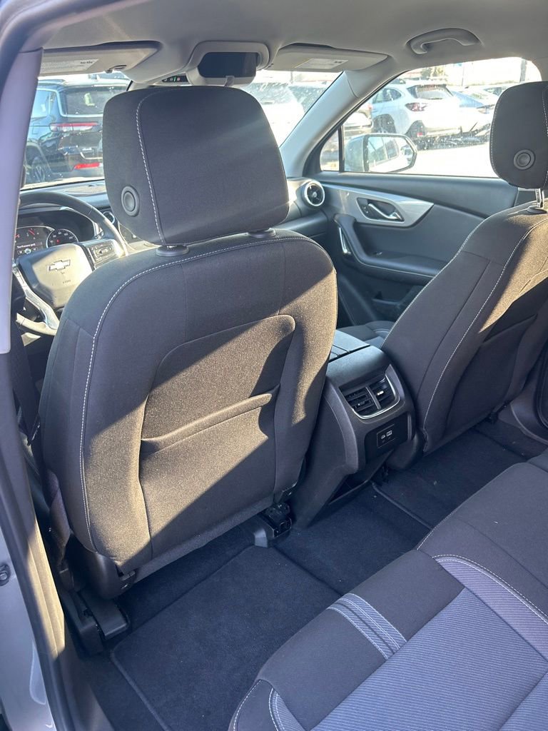 Used 2025 Chevrolet Blazer LT image 12