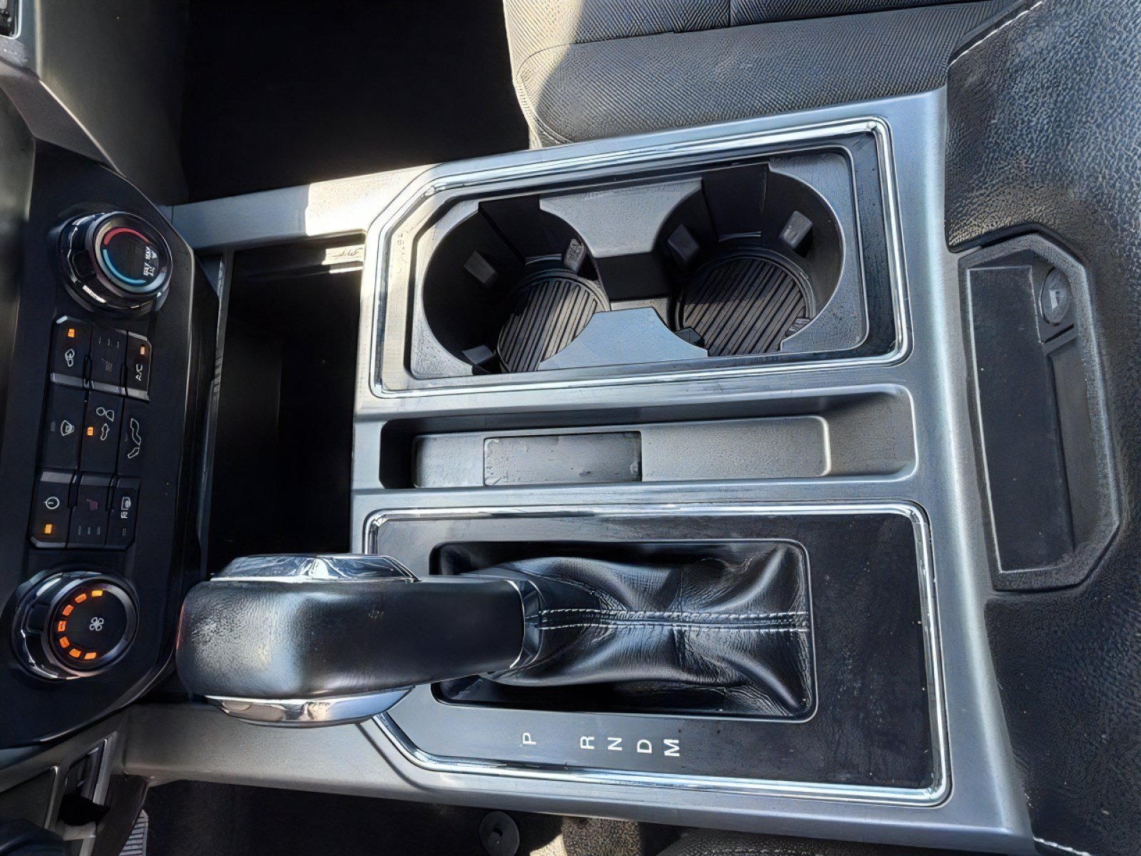 Used 2019 Ford F150 XLT w/ Equipment Group 302A Luxury AWD/4WD image 31