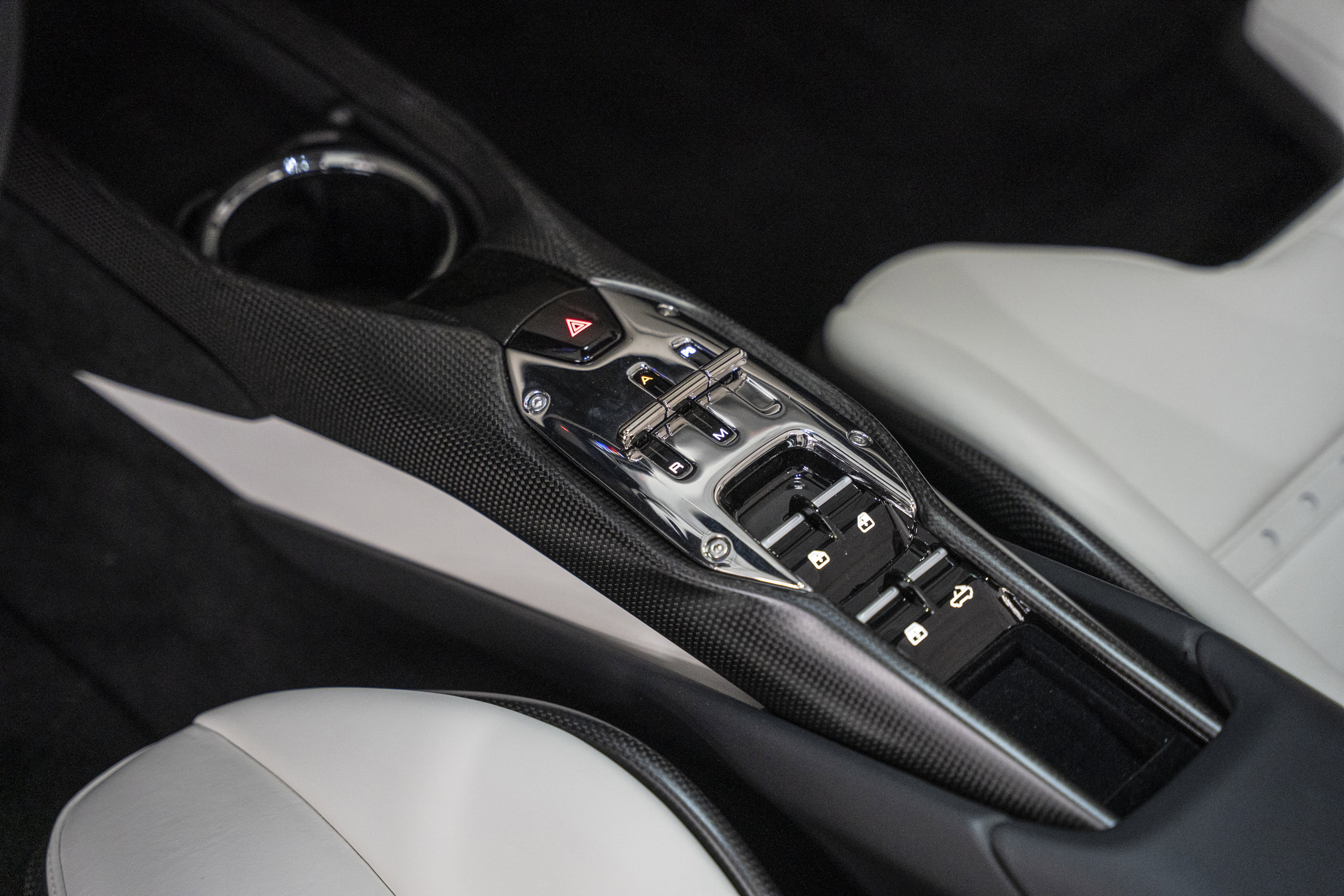 Used 2024 Ferrari 296 GTS RWD image 41