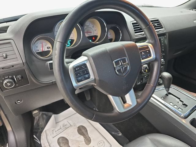Used 2013 Dodge Challenger SXT Plus RWD image 16