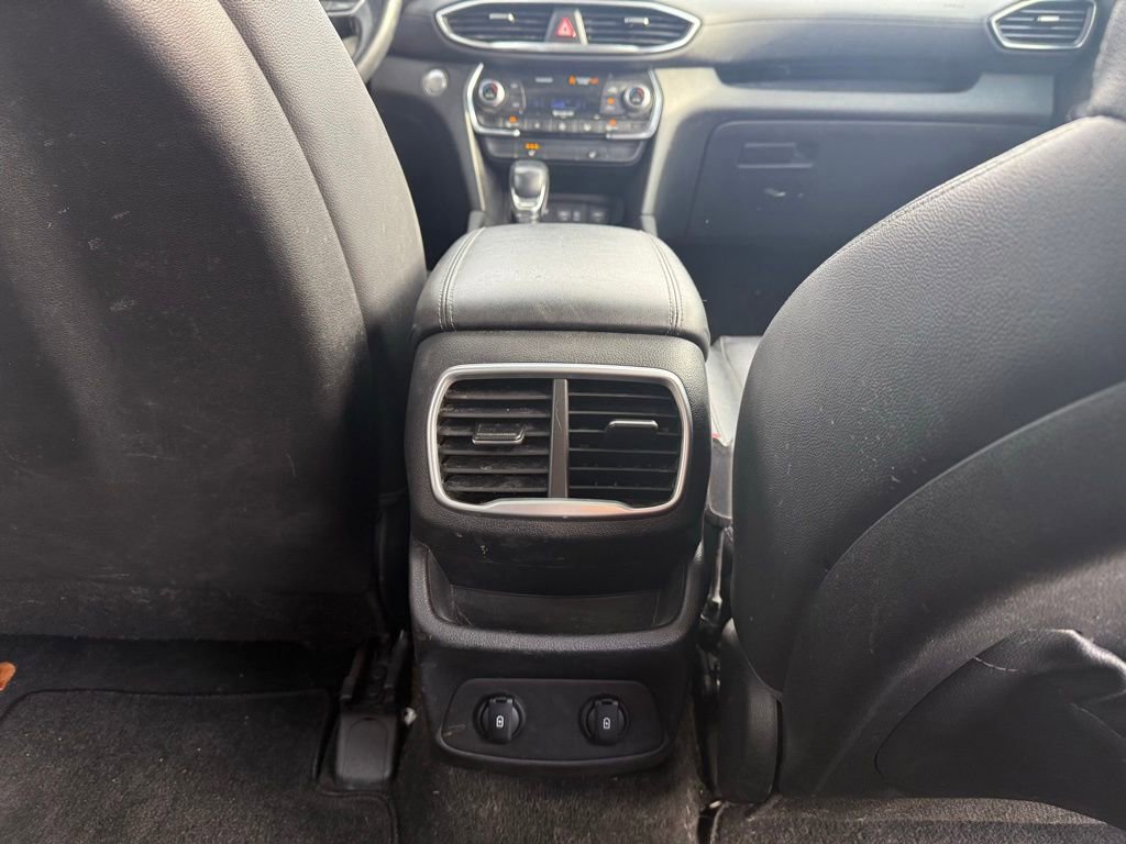 Used 2020 Hyundai Santa Fe SEL image 21