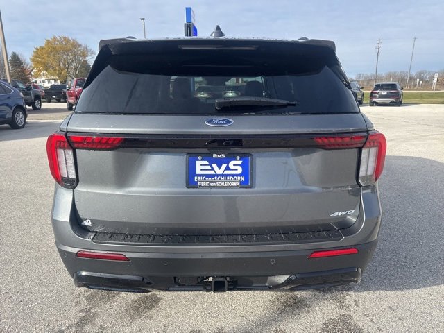 New 2026 Ford Explorer ST-Line w/ ST-Line Street Pack image 6