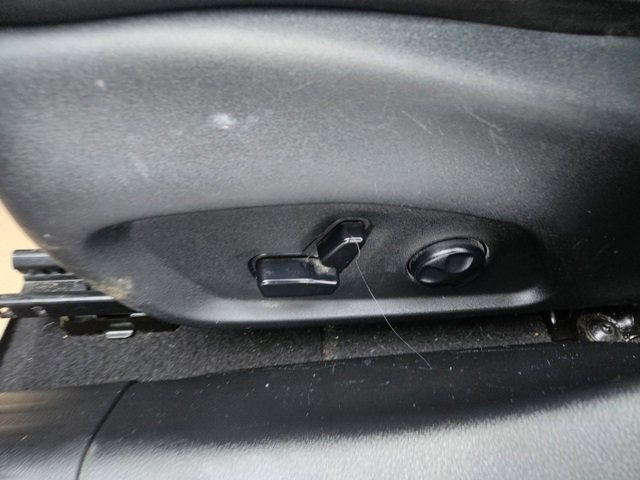 Used 2020 Jeep Compass Limited image 28