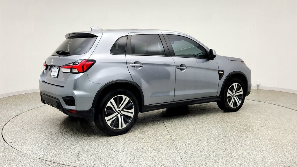 Used 2024 Mitsubishi Outlander Sport AWD image 5