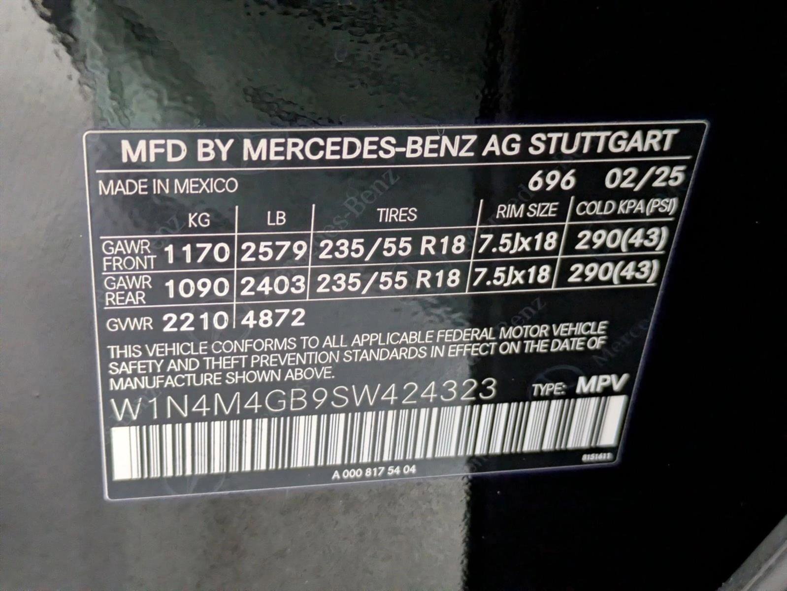 Certified 2025 Mercedes-Benz GLB 250 image 24