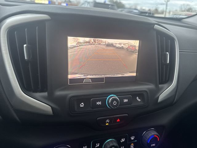 Used 2023 GMC Terrain SLE w/ Driver Convenience Package image 14