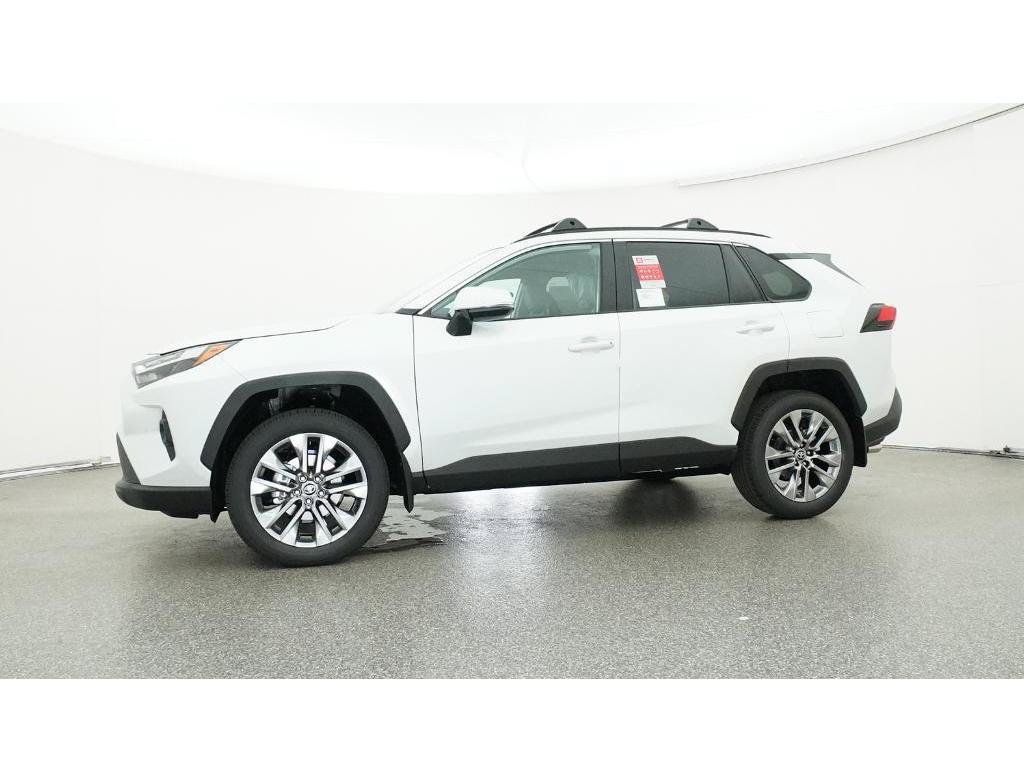 Used 2025 Toyota RAV4 XLE Premium FWD image 24