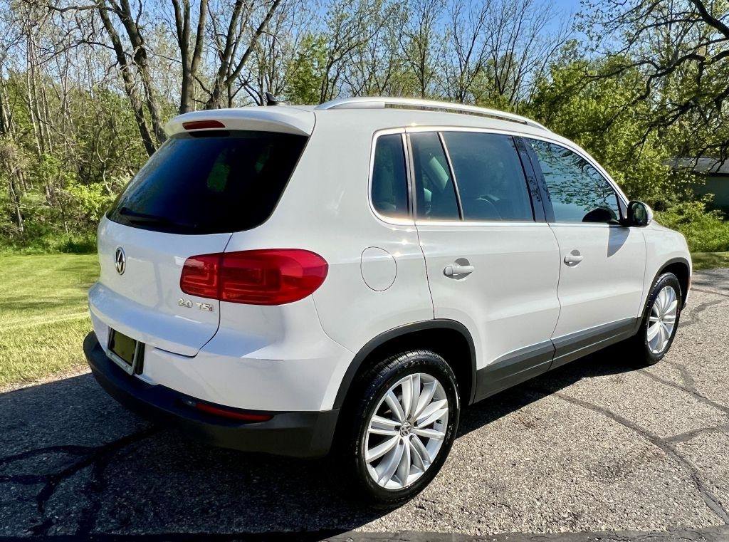 Used 2013 Volkswagen Tiguan SE FWD image 4