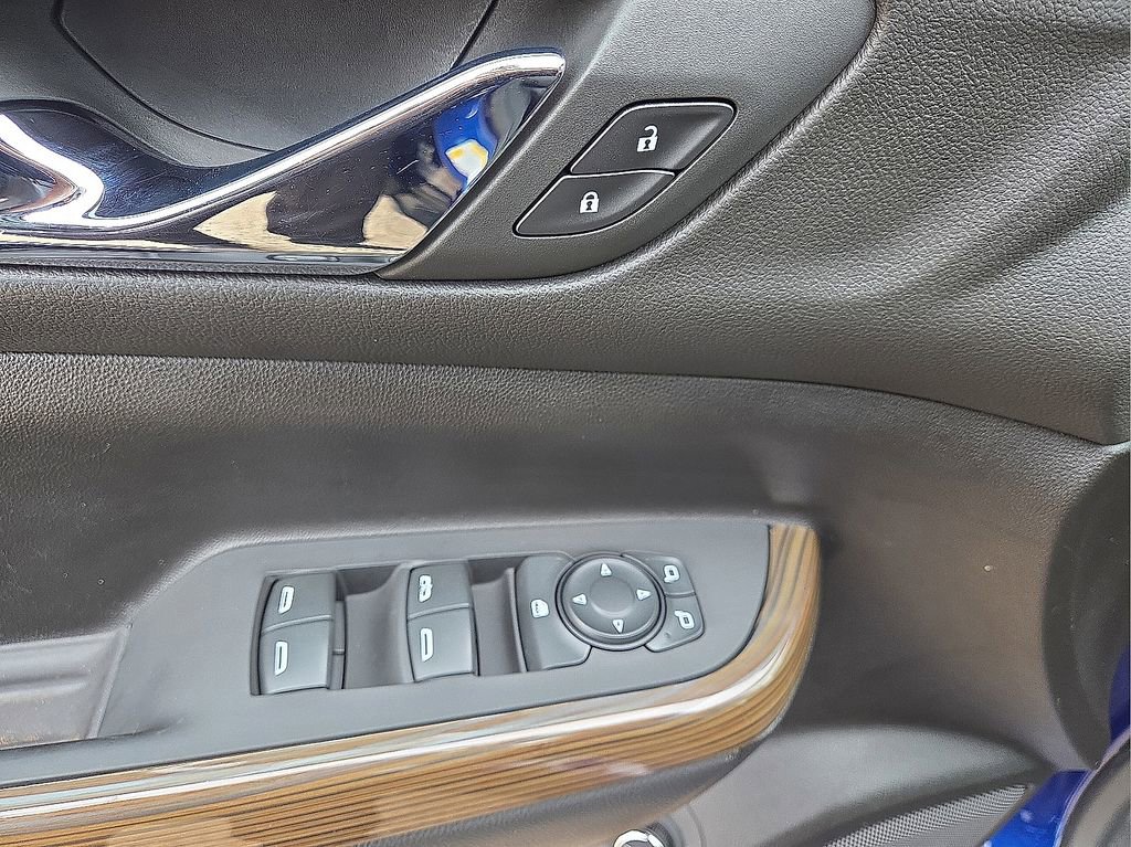 Used 2023 GMC Acadia SLE w/ Driver Convenience Package image 23