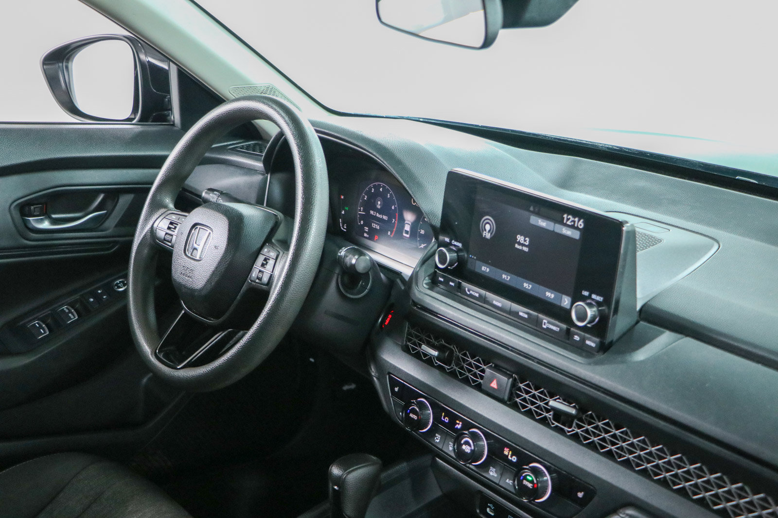 Used 2025 Honda Accord SE image 26
