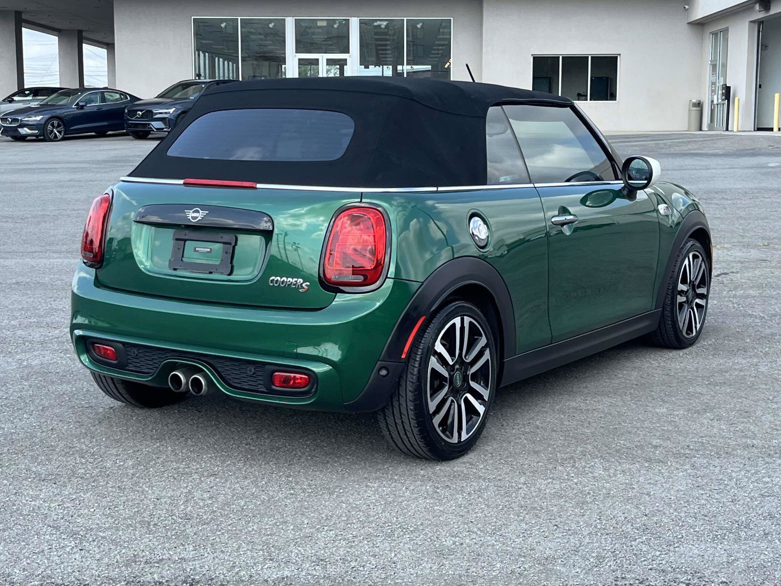 Used 2021 MINI Cooper S FWD image 5