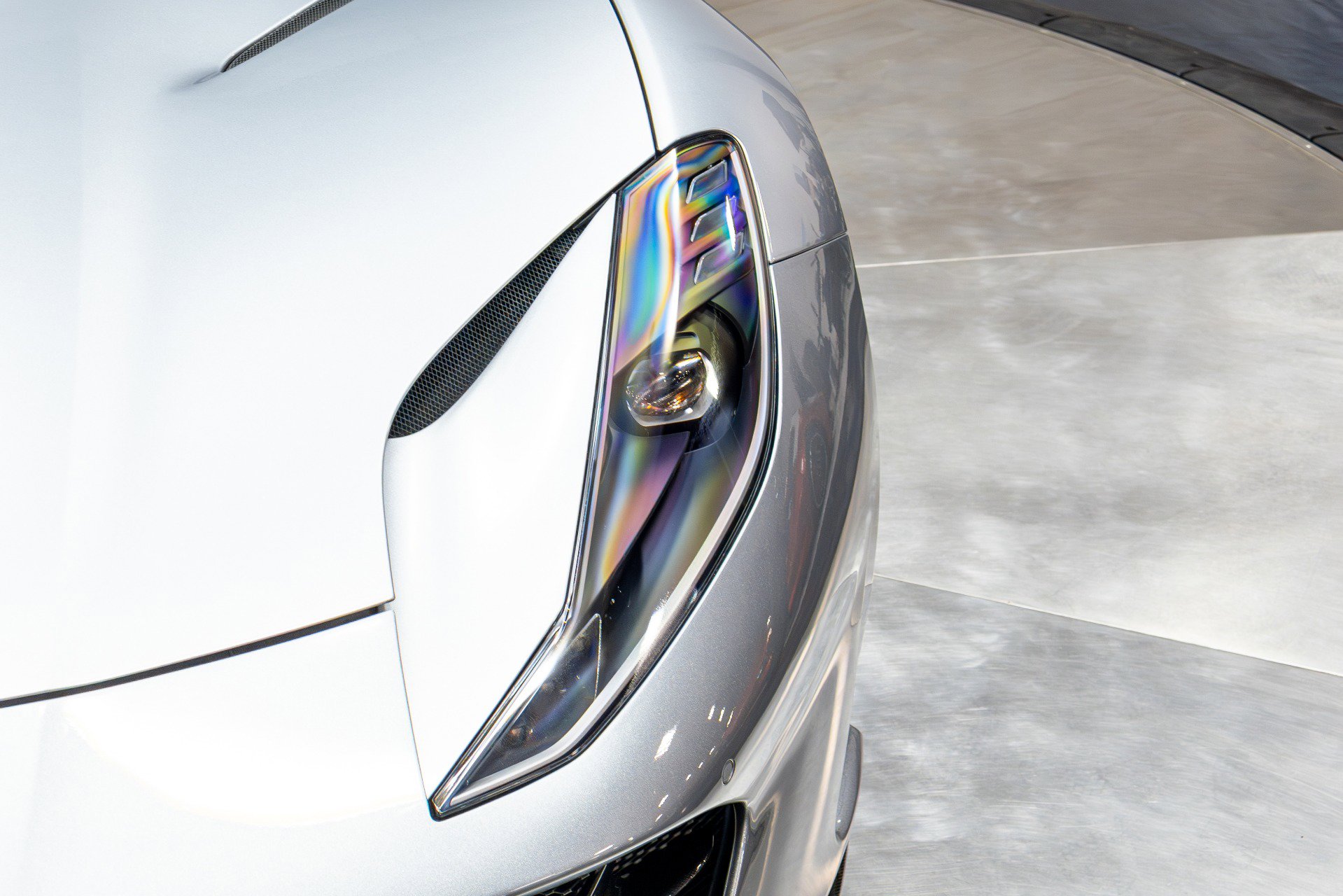 Used 2018 Ferrari 812 Superfast RWD image 48