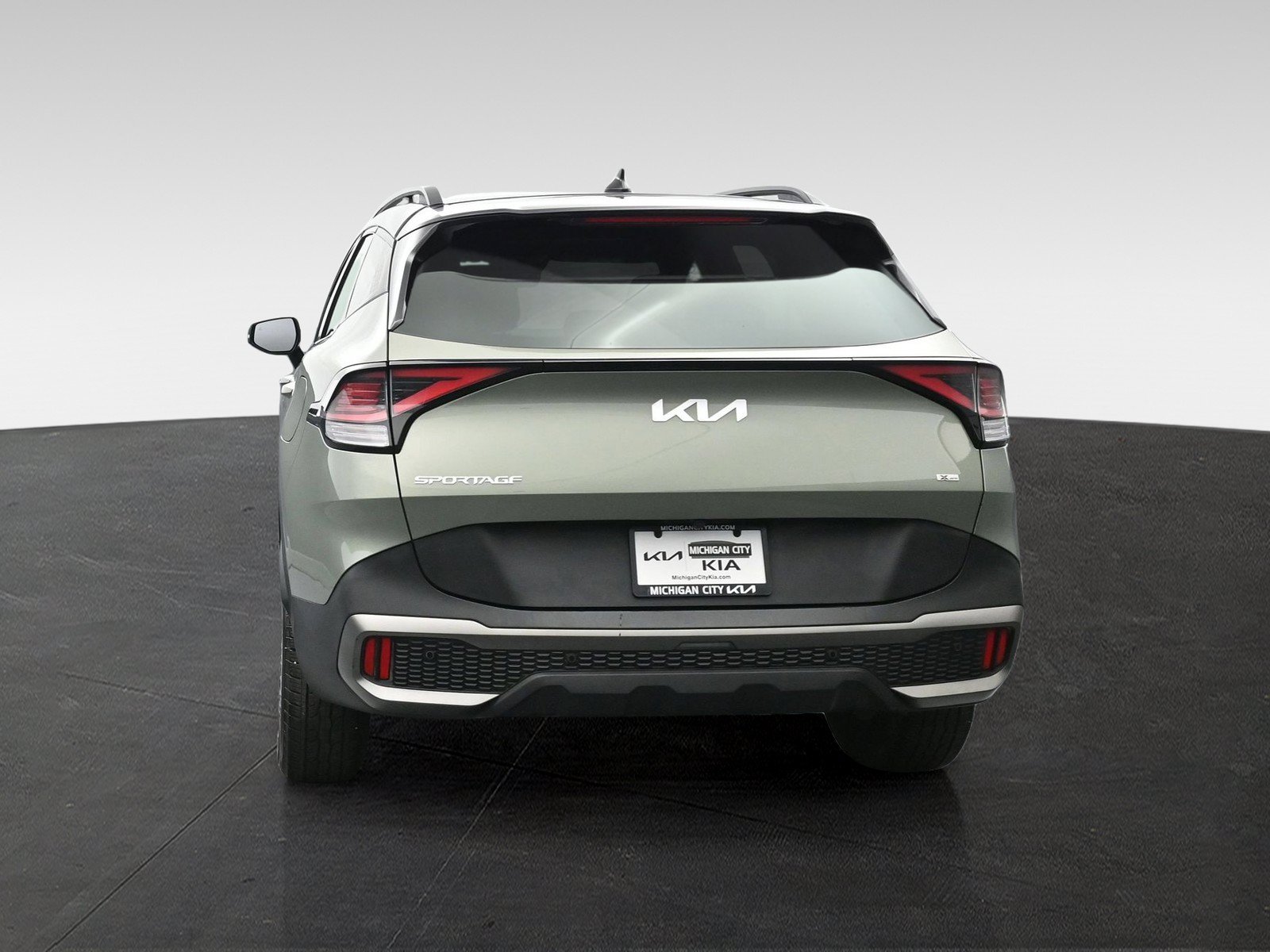 Used 2023 Kia Sportage X-Pro AWD/4WD image 3