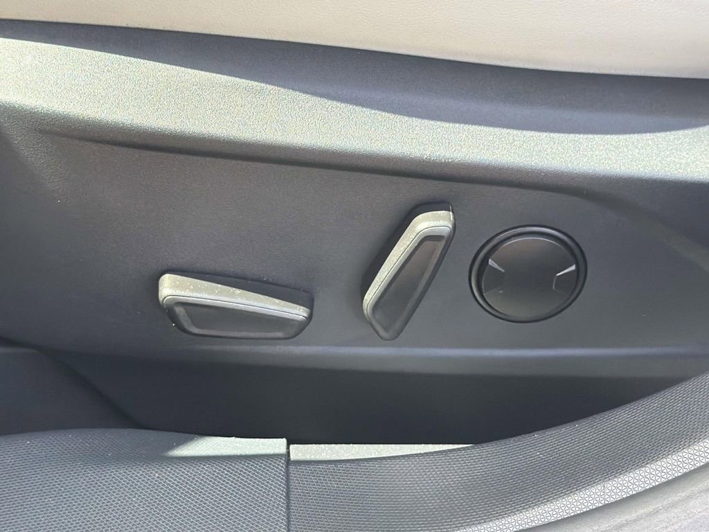 Used 2021 Ford Mustang Mach-E Premium image 20