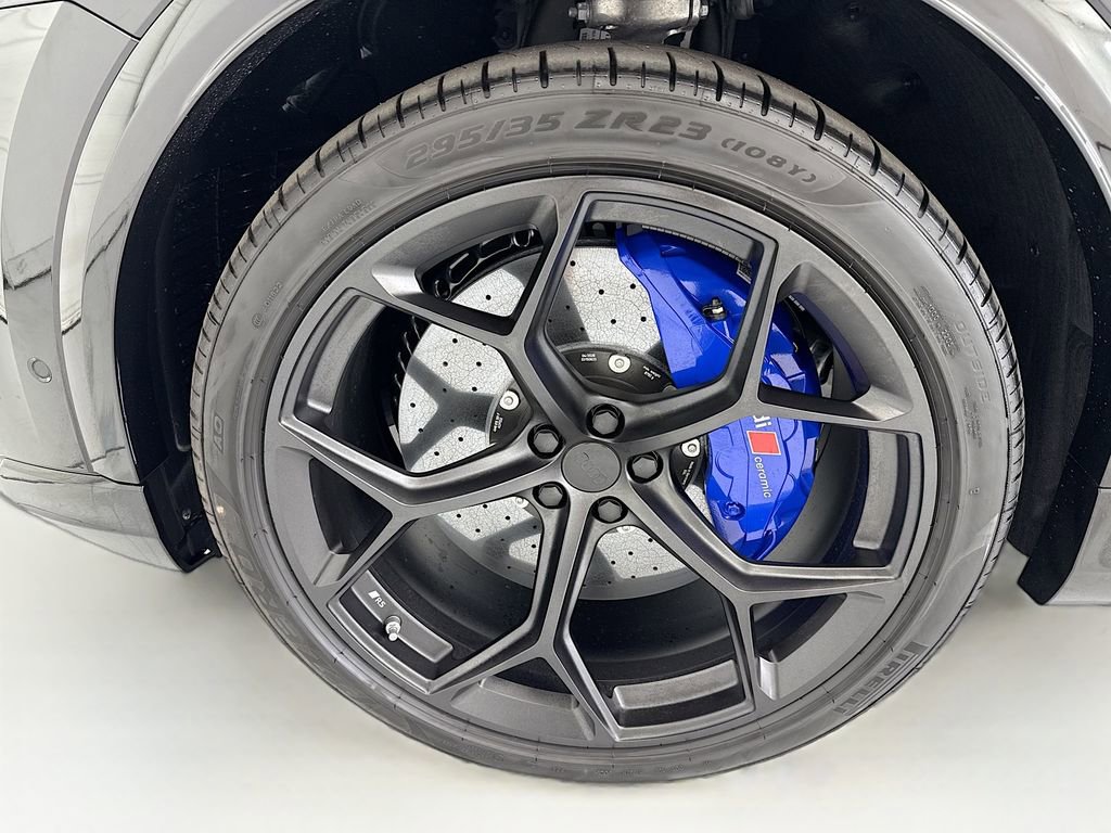 New 2026 Audi RS Q8 performance image 30