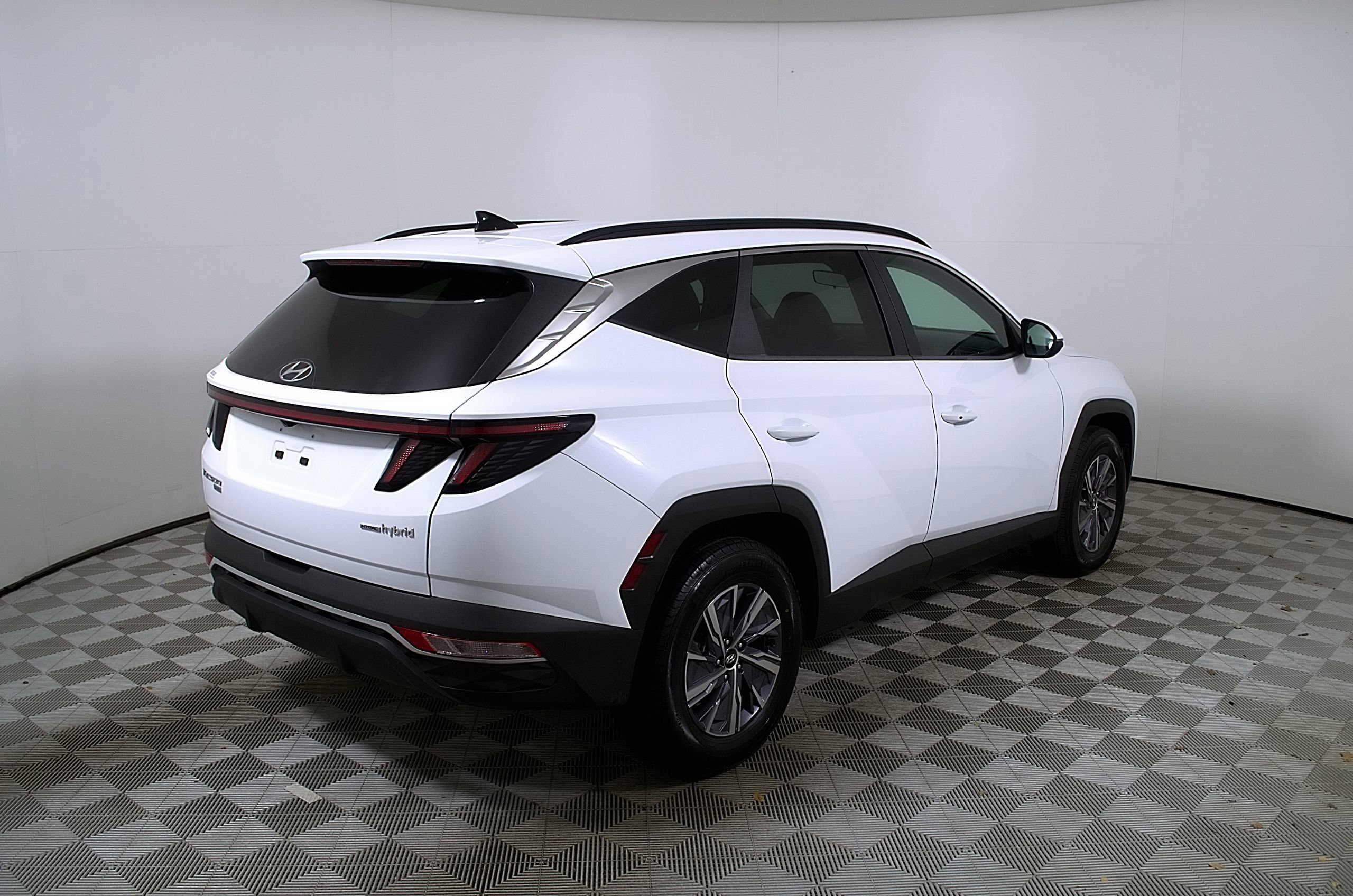 Used 2022 Hyundai Tucson Blue AWD/4WD image 7