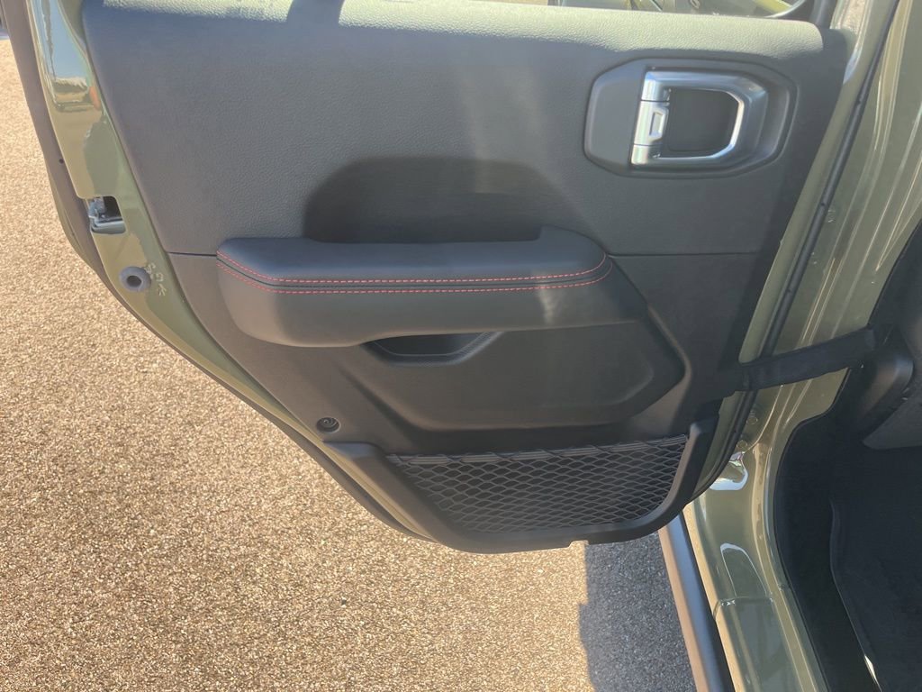 New 2026 Jeep Wrangler Unlimited Rubicon image 37