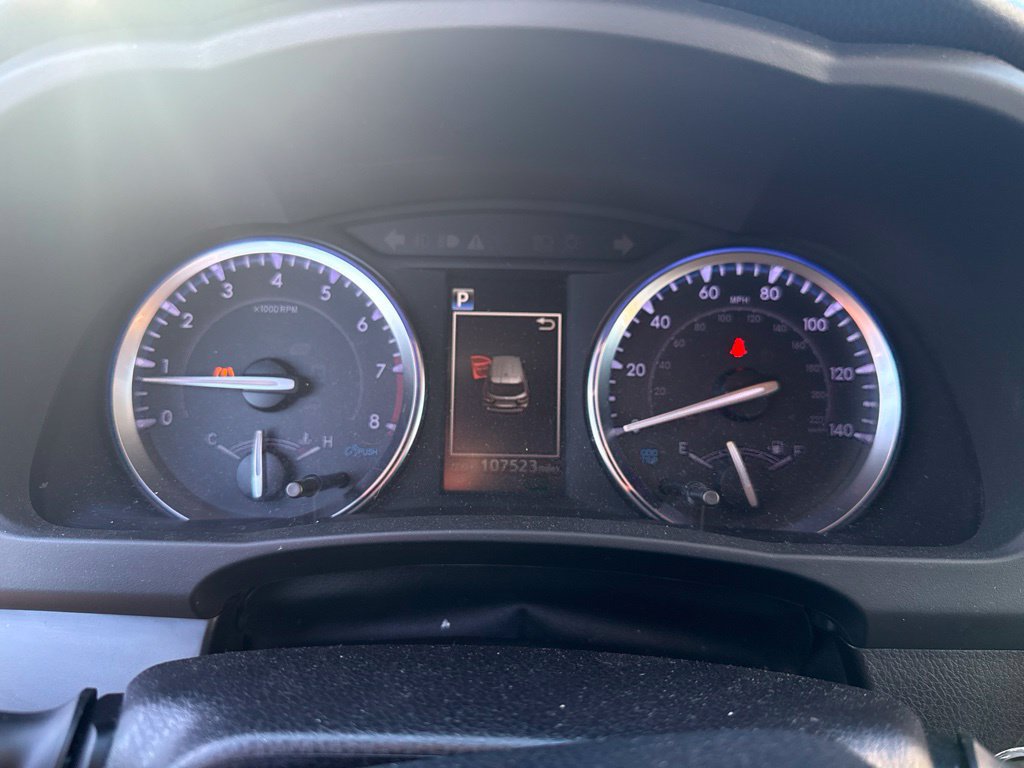 Used 2019 Toyota Highlander XLE AWD/4WD image 6