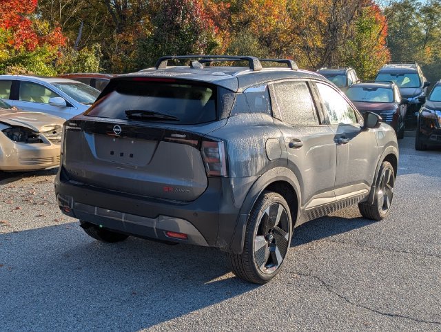 New 2026 Nissan Kicks SR w/ Cold Weather Package AWD/4WD image 2