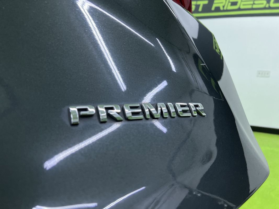 Used 2019 Chevrolet Blazer Premier w/ Driver Confidence II Package FWD image 14