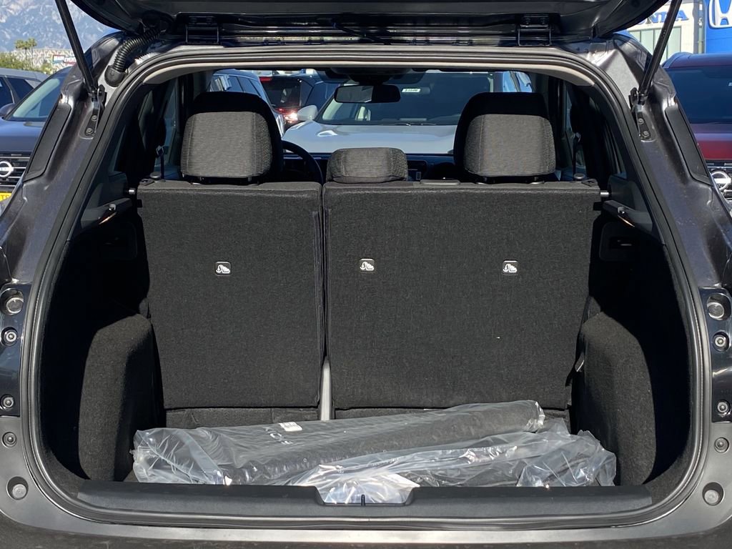 New 2026 Nissan Kicks S image 12