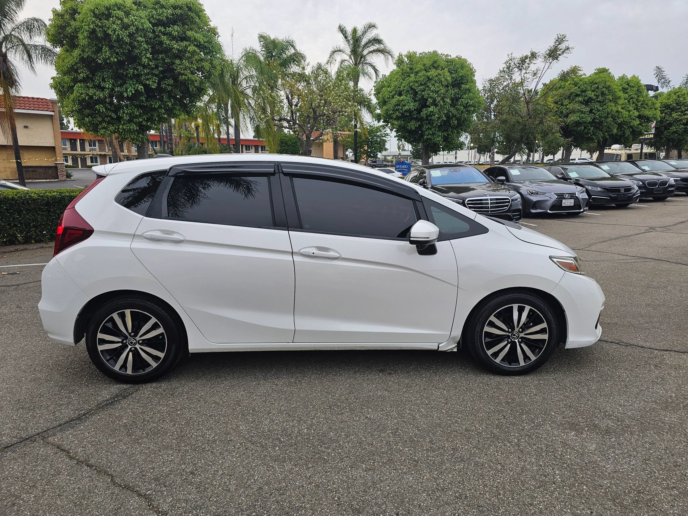 Used 2020 Honda Fit EX-L image 4