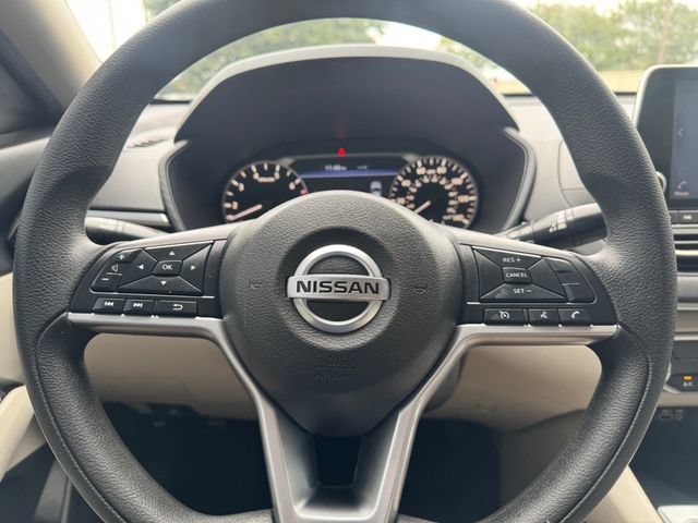 Used 2021 Nissan Altima 2.5 SV FWD image 7