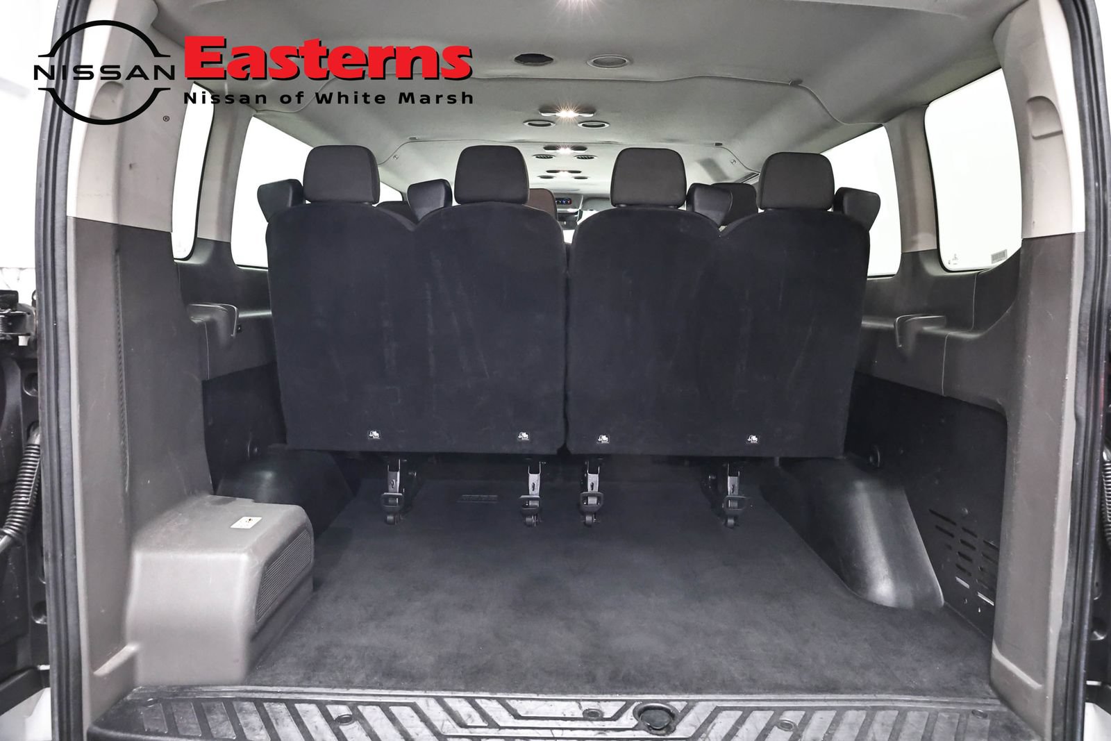 Used 2023 Ford Transit 350 XLT RWD image 9
