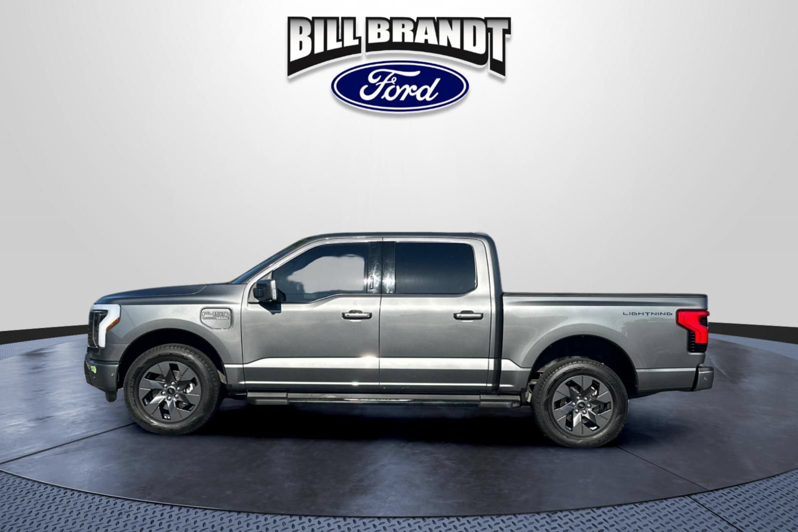 Used 2022 Ford F150 Lightning Lariat AWD/4WD image 6