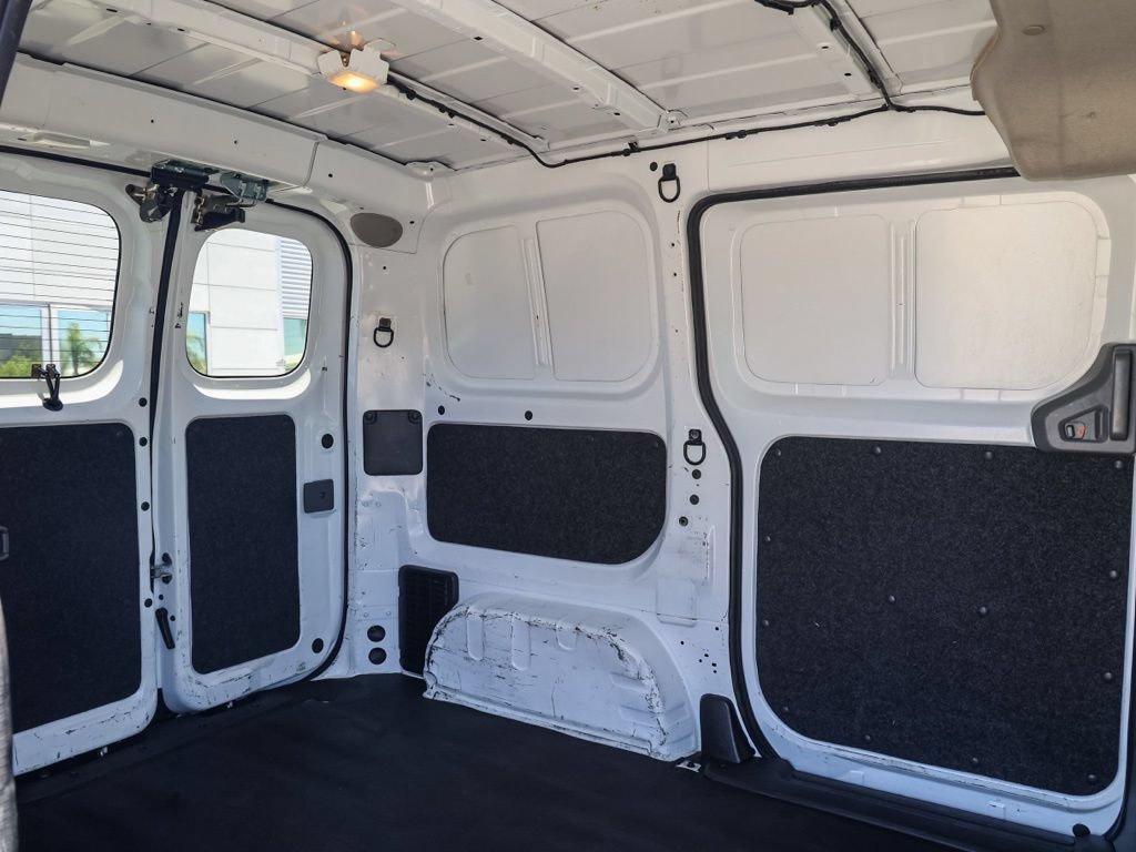 Used 2021 Nissan NV200 S w/ Back Door Glass Package FWD image 17