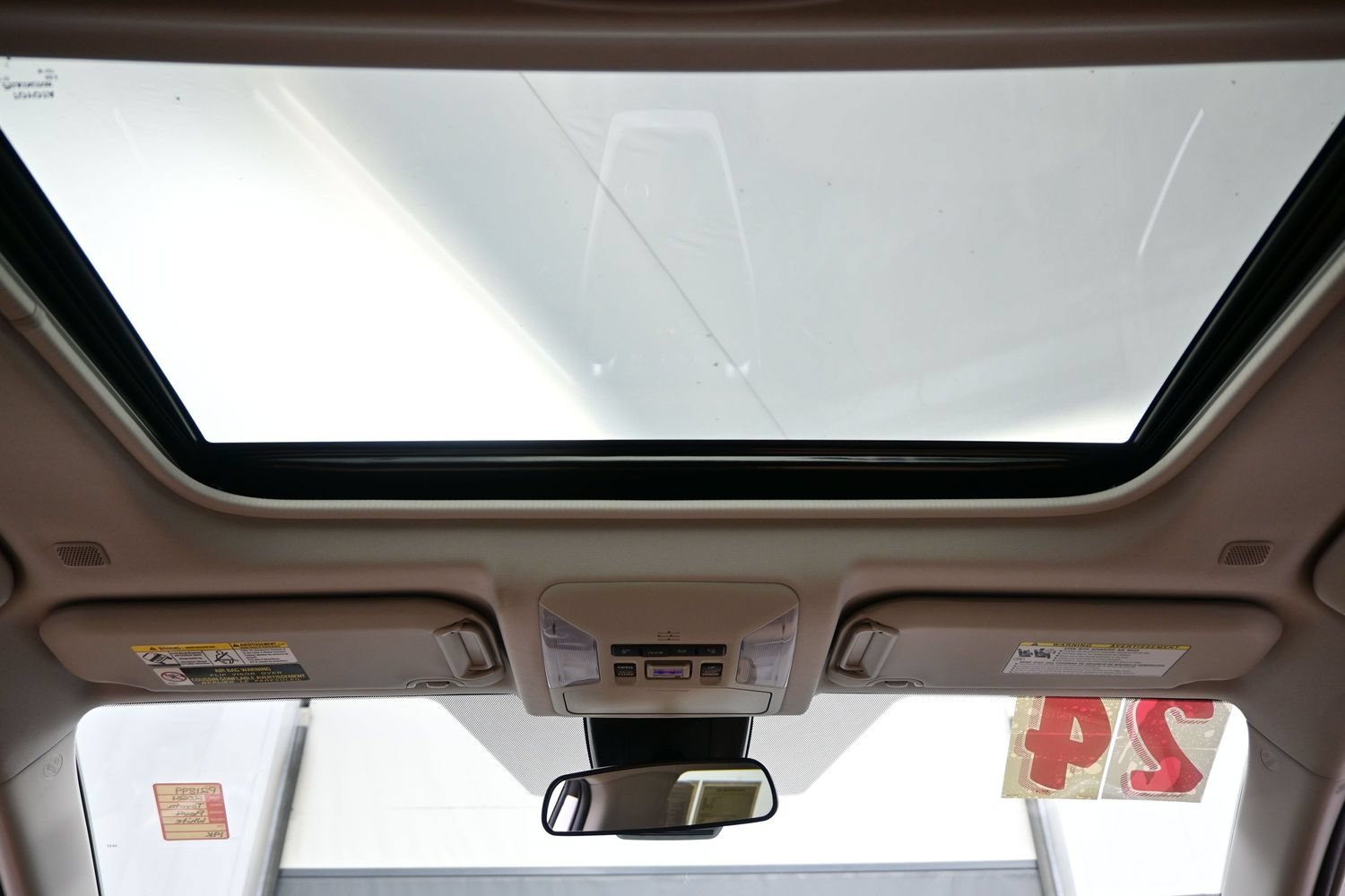 Used 2024 Toyota RAV4 XLE w/ Convenience Package AWD/4WD image 18