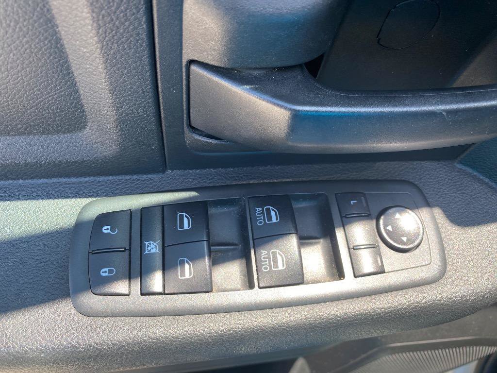 Used 2020 RAM 5500 Tradesman w/ Chrome Appearance Group AWD/4WD image 45