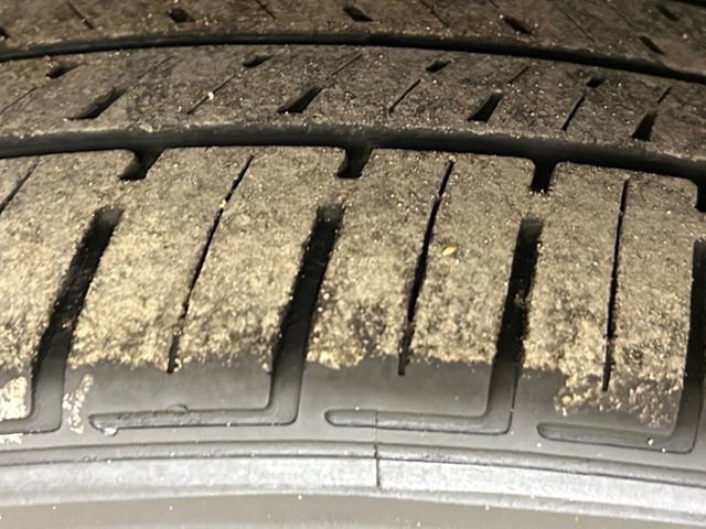 Used 2022 Ford Escape SE w/ SE Sport Appearance Package image 25